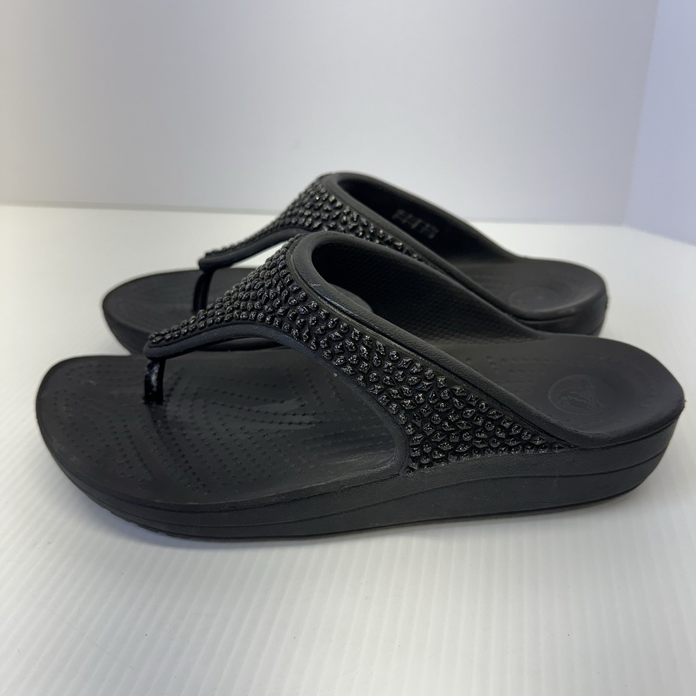 Crocs Sloane Embellished Beaded Sandal Women Black Thong Slide Slip On Size 8 - Picture 3 of 7